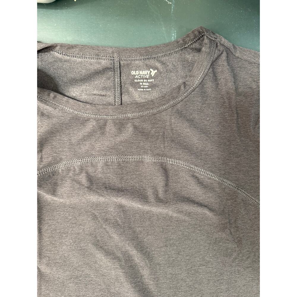 Old Navy Active Cloud 94 Soft CloudMotion T-Shirt | Women’s M Tall Black - Picture 5 of 6